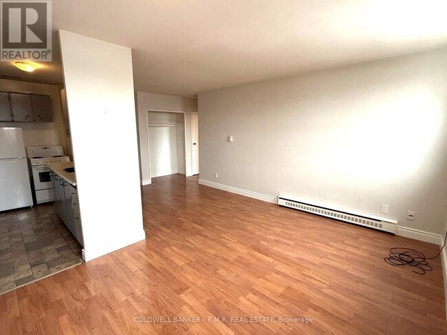 357 Wilson Rd S in Oshawa, ON - Building Photo - Building Photo