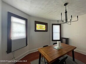 1218 Schlager St in Scranton, PA - Building Photo - Building Photo