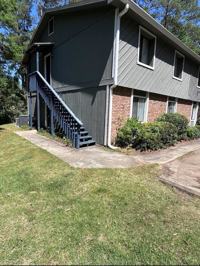 3732 Donovan Dr in Tallahassee, FL - Building Photo - Building Photo
