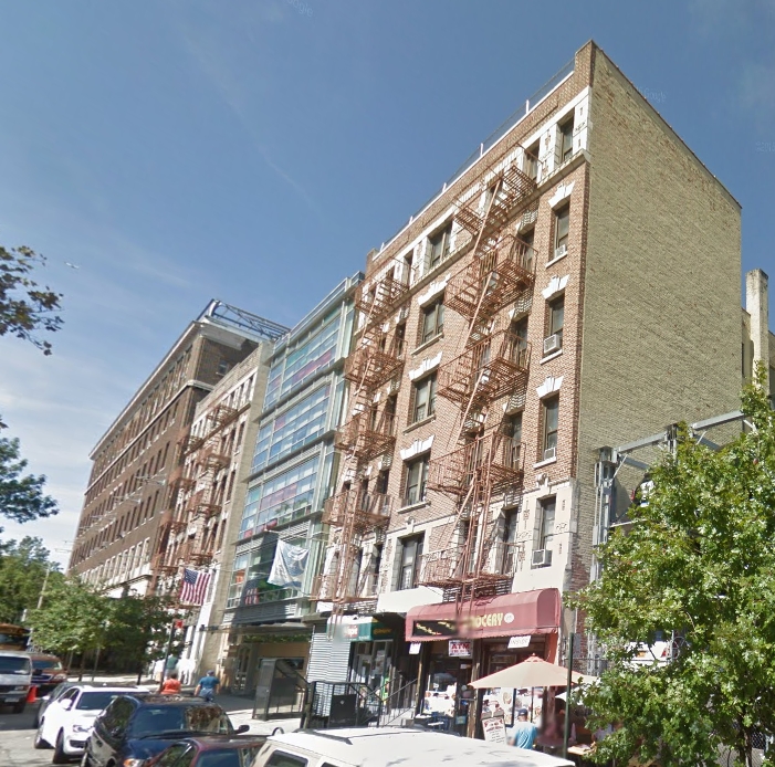 29 E 104th St in New York, NY - Building Photo