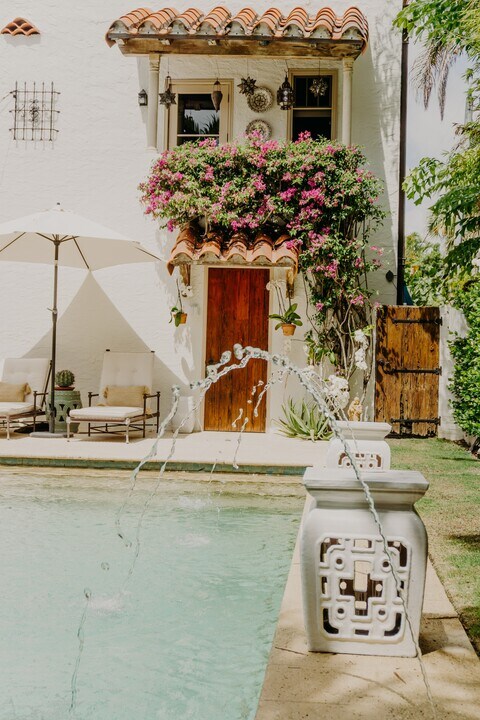 213 E Lakewood Rd, Unit casa andaluz in West Palm Beach, FL - Foto de edificio
