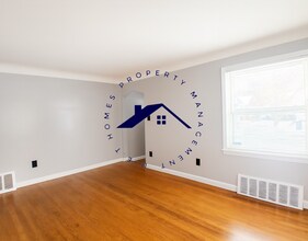 18715 Sunderland Rd in Detroit, MI - Building Photo - Building Photo