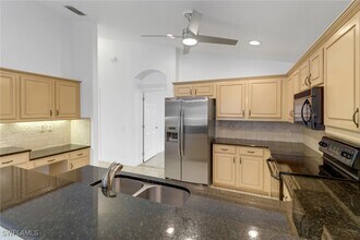 8794 Fawn Ridge Dr in Ft. Myers, FL - Building Photo - Building Photo