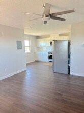 1501 E River Rd in Belen, NM - Building Photo - Building Photo
