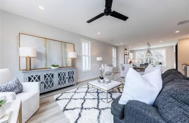 property at 585 King Arnold St