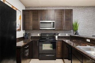 26 Travis St in Mission, TX - Building Photo - Building Photo