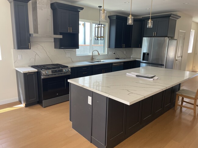 12209 Havelock Ave in Culver City, CA - Building Photo - Building Photo