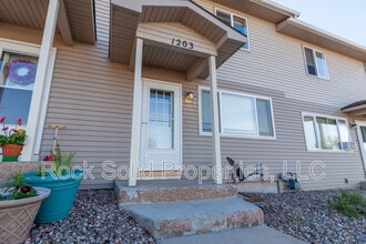 1203 Crook Ave in Cheyenne, WY - Building Photo - Building Photo