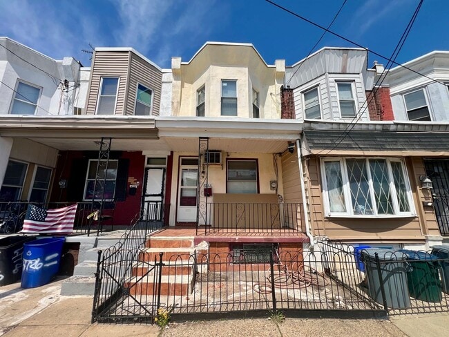 4728 Edmund St