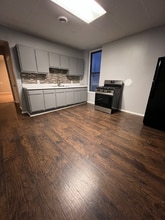 1 Russell Pl in Watervliet, NY - Building Photo - Building Photo