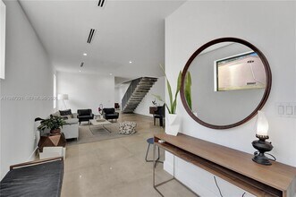 3465 SW 3rd Ave in Miami, FL - Building Photo - Building Photo