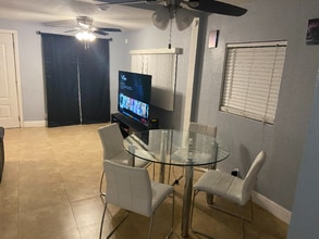 2345 NW 81st St. in Miami, FL - Building Photo - Building Photo