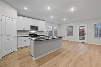 614 River Rdg Dr in Princeton, TX - Building Photo - Building Photo