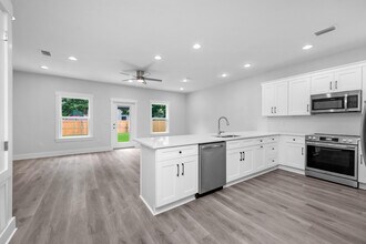 30 Harbeson Ave NE in Fort Walton Beach, FL - Building Photo - Building Photo