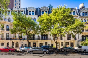 308 W 105th St in New York, NY - Building Photo