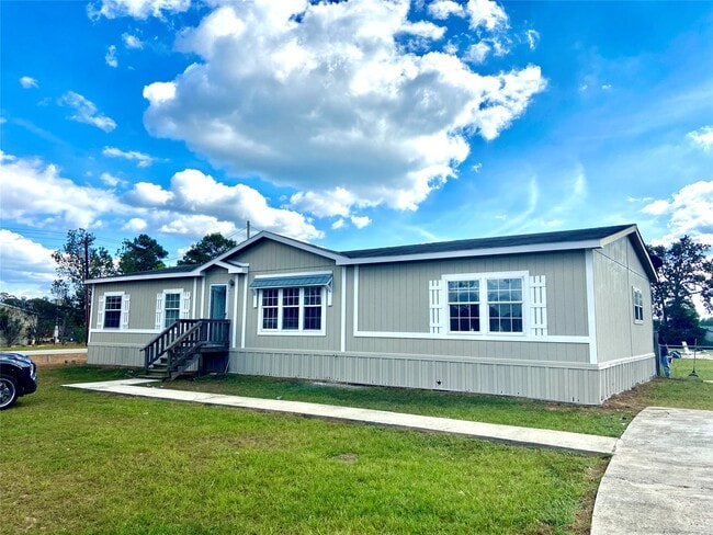 property at 11720 W Small Oaks Ln