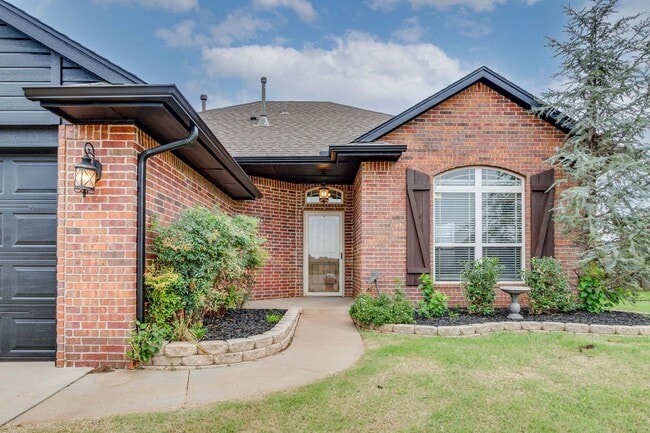 1046 Phils Way in Piedmont, OK - Building Photo - Building Photo