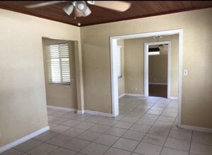 818 Orange St in Melbourne, FL - Building Photo - Building Photo