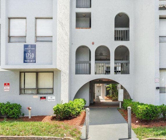 property at 1750 N Congress Ave