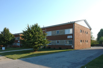 ALEXANDRIA APARTMENTS in Lexington, KY - Foto de edificio - Building Photo