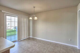 2304 Blanche Ln in Champaign, IL - Building Photo - Building Photo