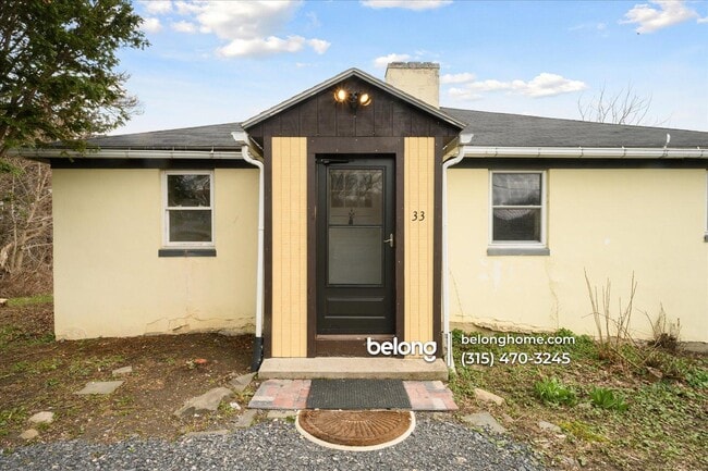 property at 33 Lansingville Rd