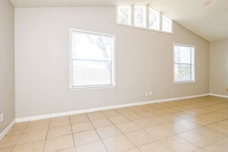 5166 Clarion Hammock Dr in Orlando, FL - Building Photo - Building Photo