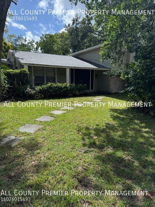 property at 200 Crooked Oak Ct