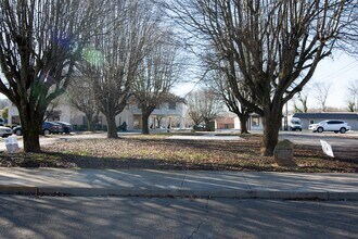360 Main St-Unit -100 in Dayton, TN - Building Photo - Building Photo