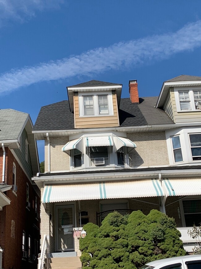 1119 Stanley Ave, Unit 2nd Floor