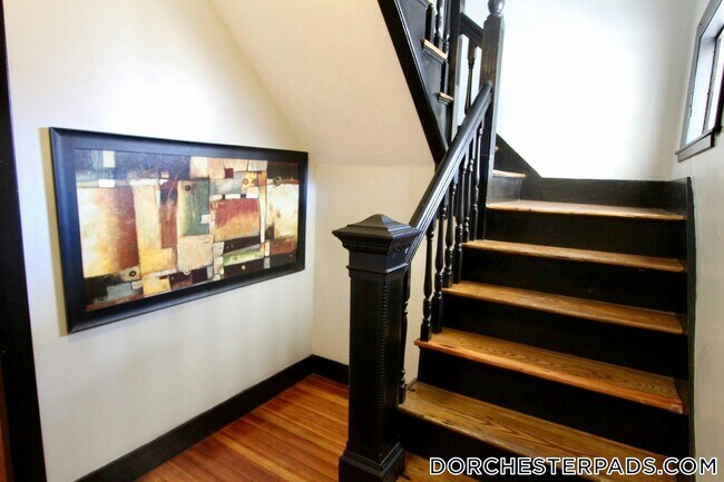109 Pleasant St in Boston, MA - Building Photo - Building Photo