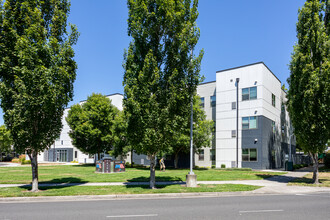 Freedom's Path at Vancouver in Vancouver, WA - Building Photo - Building Photo