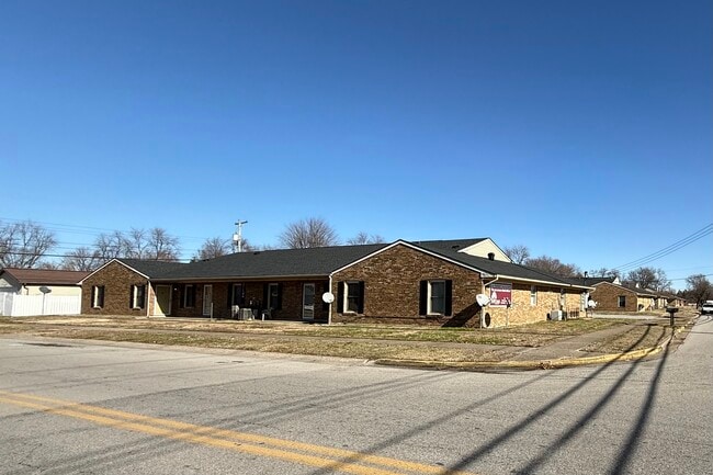 3301 W 2nd St, Unit 1 in Owensboro, KY - Foto de edificio - Building Photo