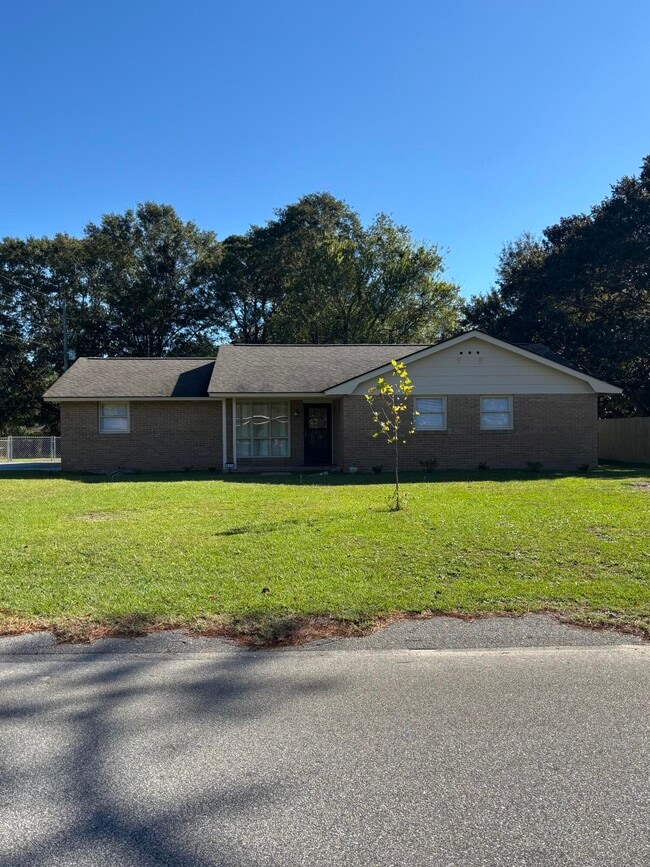 855 Whatley St in Sumter, SC - Building Photo - Building Photo