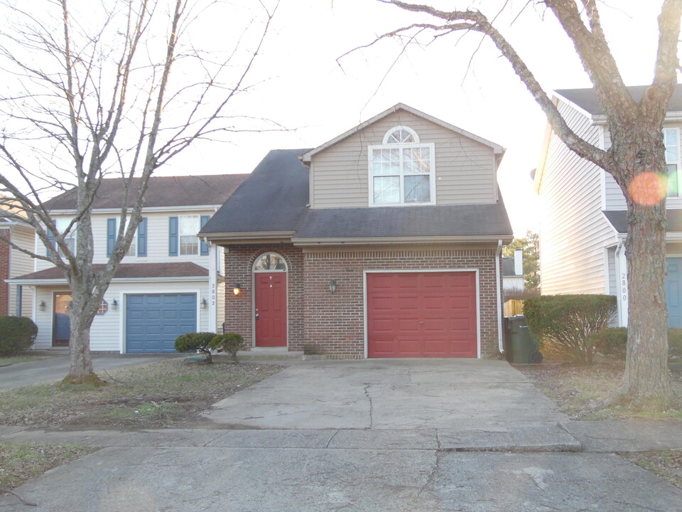 2802 Kasey Ct in Lexington, KY - Building Photo