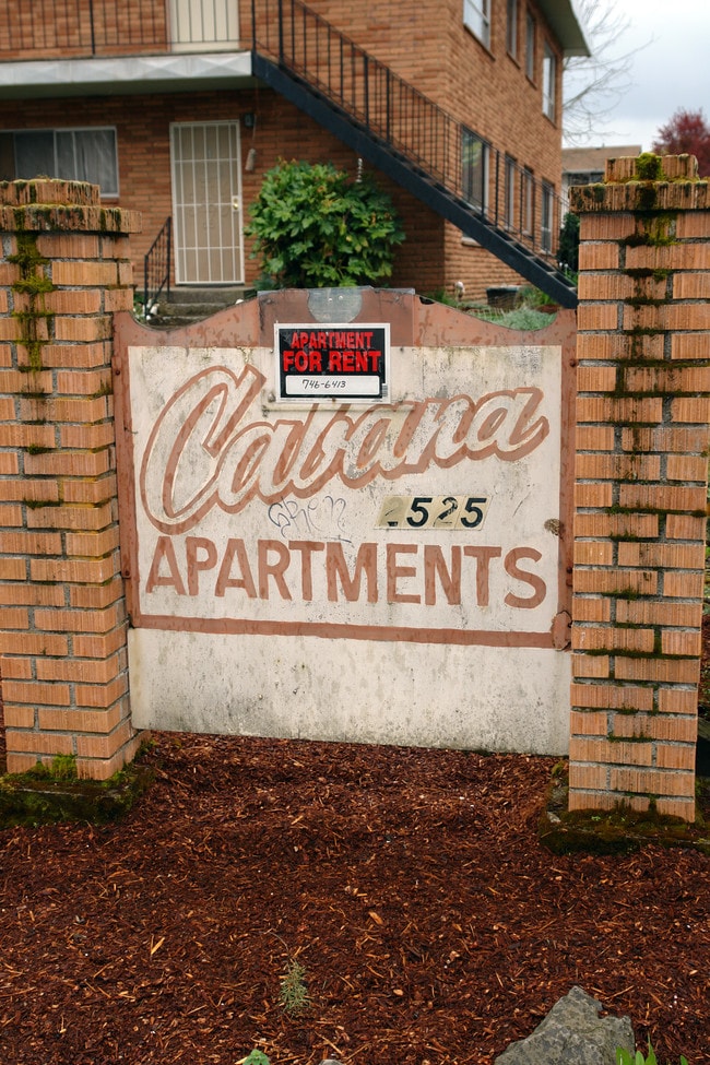 Cabana Apartments in Eugene, OR - Building Photo - Building Photo