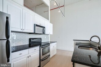 720 N 5th St in Philadelphia, PA - Building Photo - Building Photo