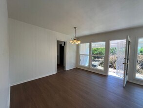8961 Woodale Ave in Los Angeles, CA - Building Photo - Building Photo