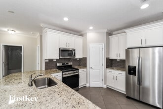 2406 Caney Oaks Dr in Jacksonville, FL - Building Photo - Building Photo