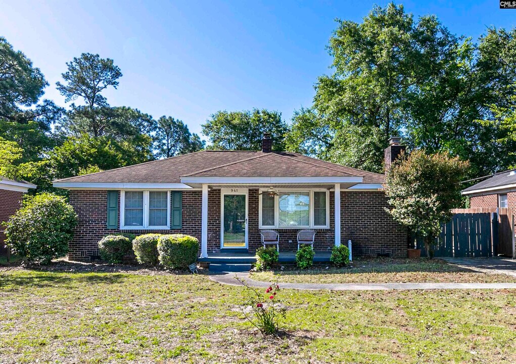 941 E Ave in West Columbia, SC - Building Photo