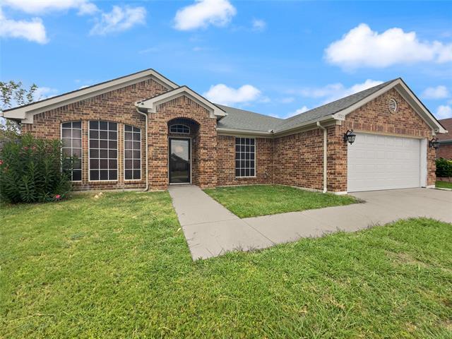 1523 Wolf Creek Dr in Arlington, TX - Building Photo - Building Photo