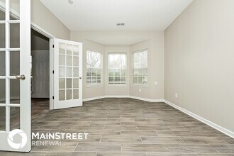 6216 Polar Fox Ct in Riverdale, GA - Foto de edificio - Building Photo