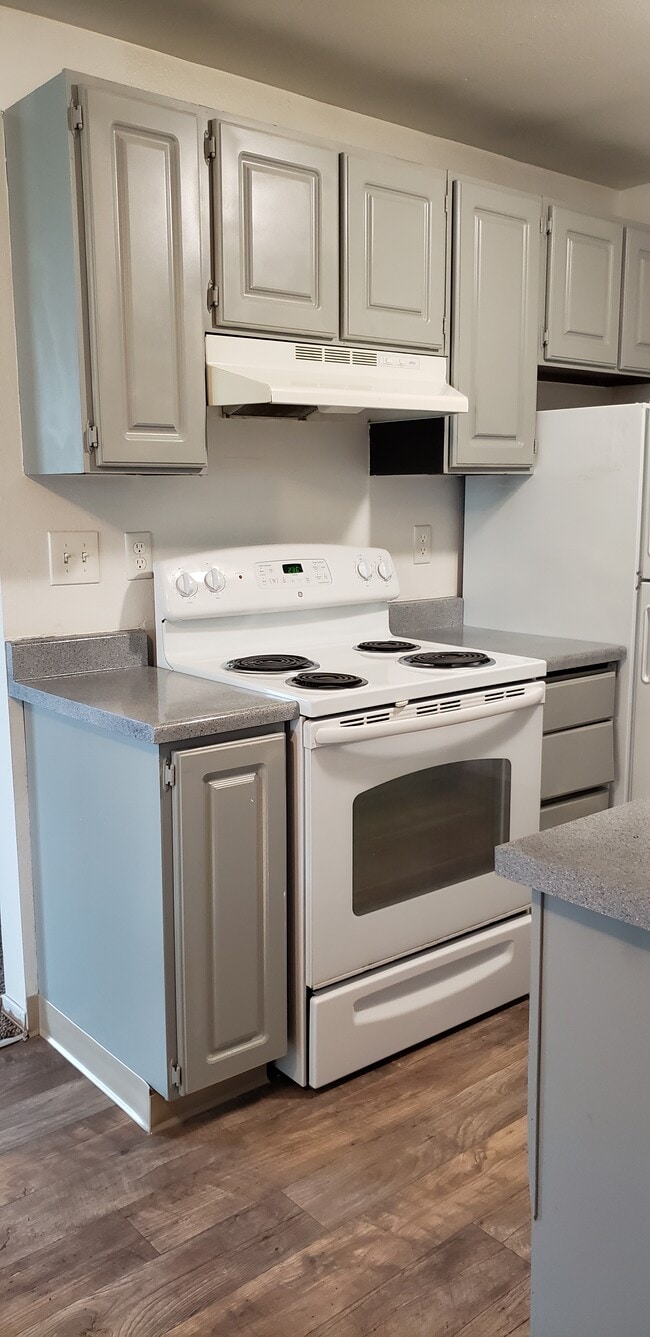 Narrows Ridge Apartments