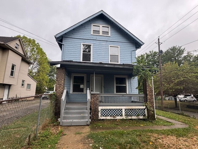 66 E Mapledale Ave in Akron, OH - Building Photo - Building Photo