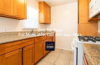 1130 W Broadway in Anaheim, CA - Building Photo - Building Photo