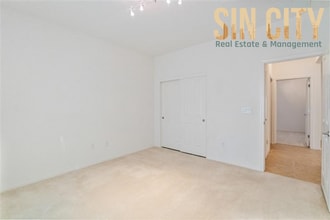 7922 N Crested Starling Ct in North Las Vegas, NV - Building Photo - Building Photo