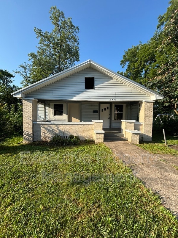 property at 1835 19th St N