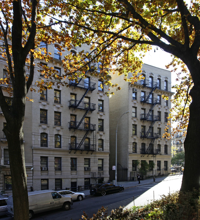 550 Riverside Dr in New York, NY - Foto de edificio - Building Photo