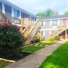 Kinnidi Place Apartments in Bowling Green, KY - Building Photo - Building Photo