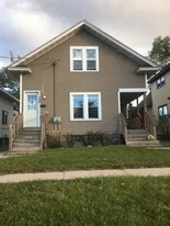 706 N Broadway, Unit Lower in Green Bay, WI - Building Photo